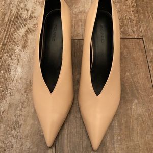 Nude pink Heels. Elegant.